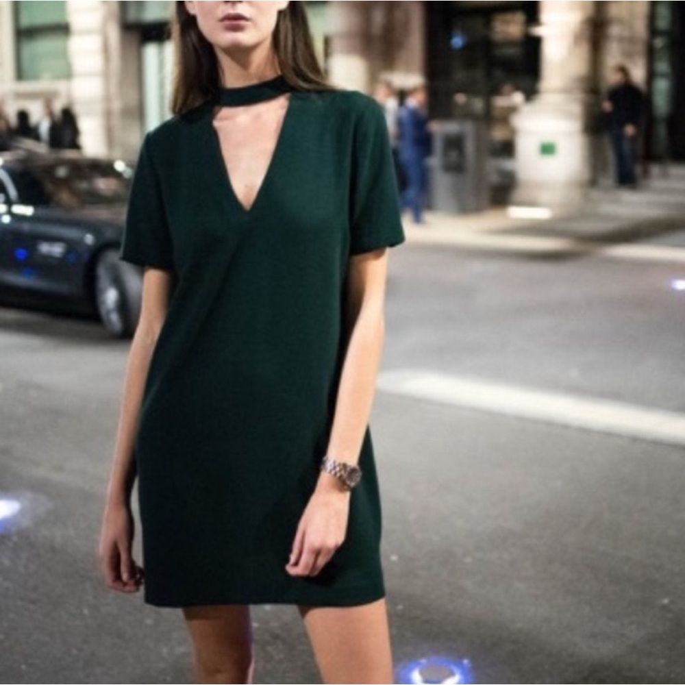 Zara Green Mini Dress with Choker V-Neck Size Small